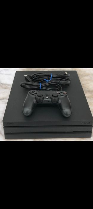 PlayStation 4 Pro 1tb+1 controller/ nu citește Cd-ul