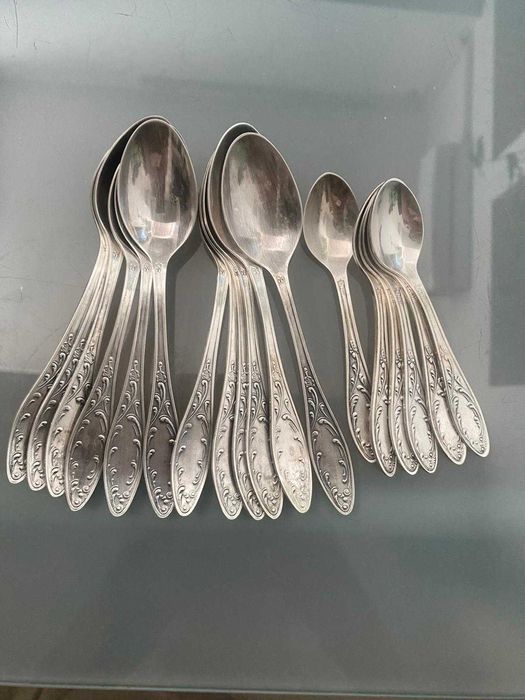 Tacamuri vintage argintate