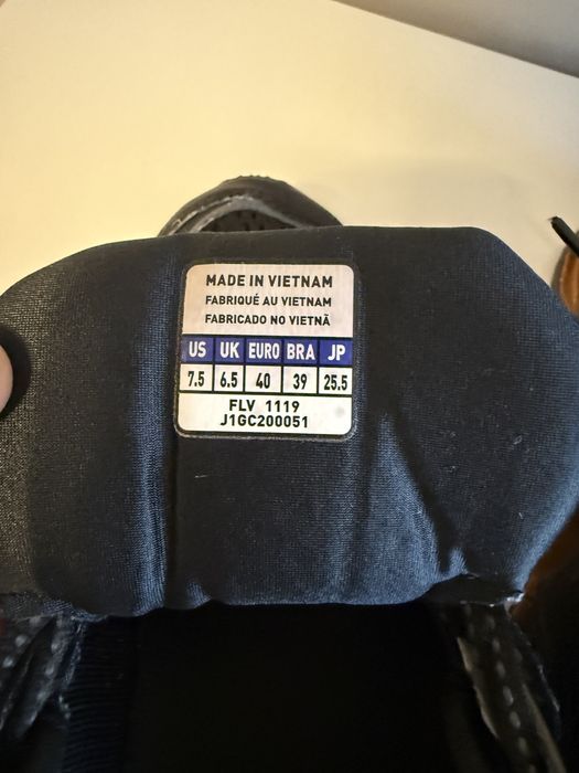 Mizuno Wave Prophecy 40