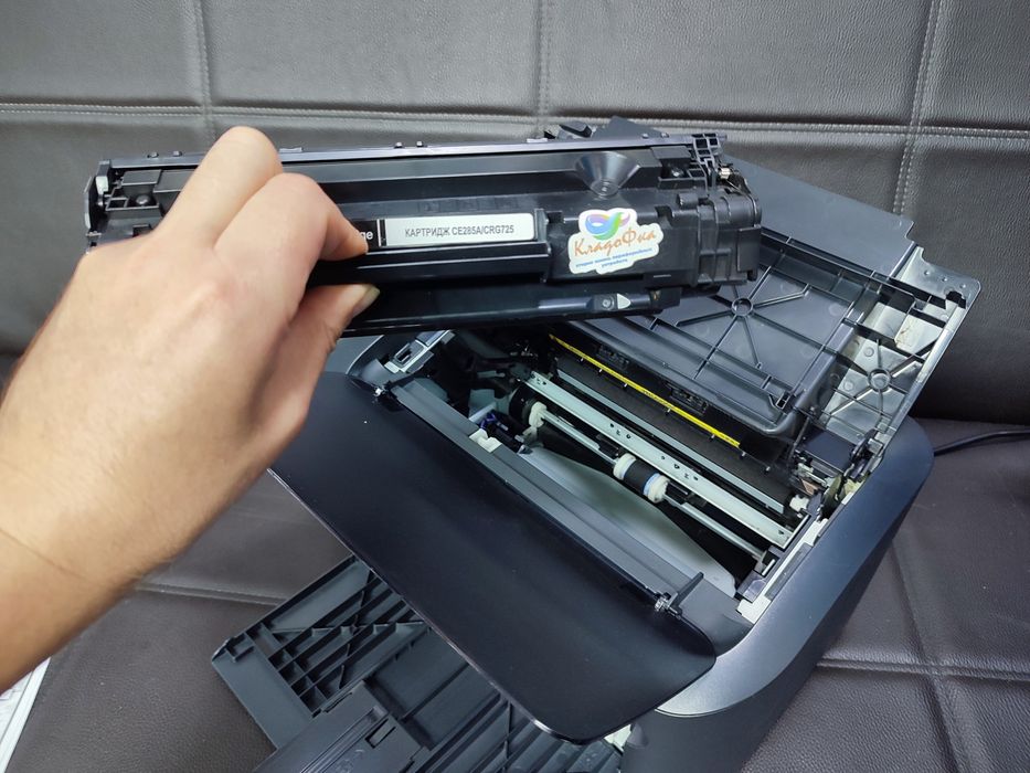 Продаю лазерный ч/б принтер Canon LBP6030B.