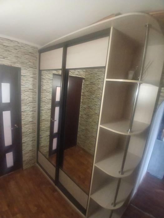 Продается шкаф купэ