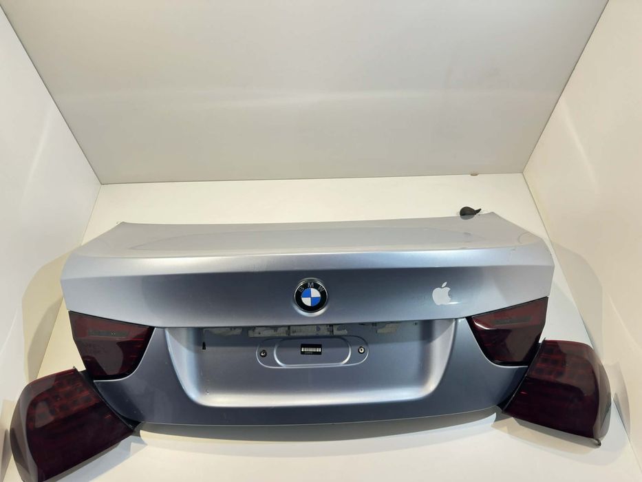 Продаваме фейслифт заден капак със стопове за БМВ Е90/facelift BMW E90