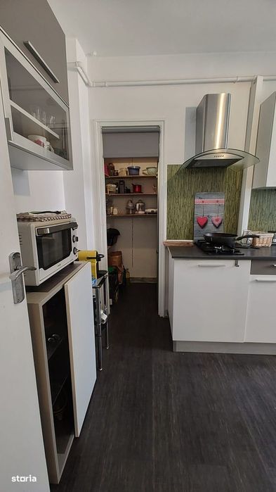 De vanzare apartament 3 camere,parter,zona OPC Deva