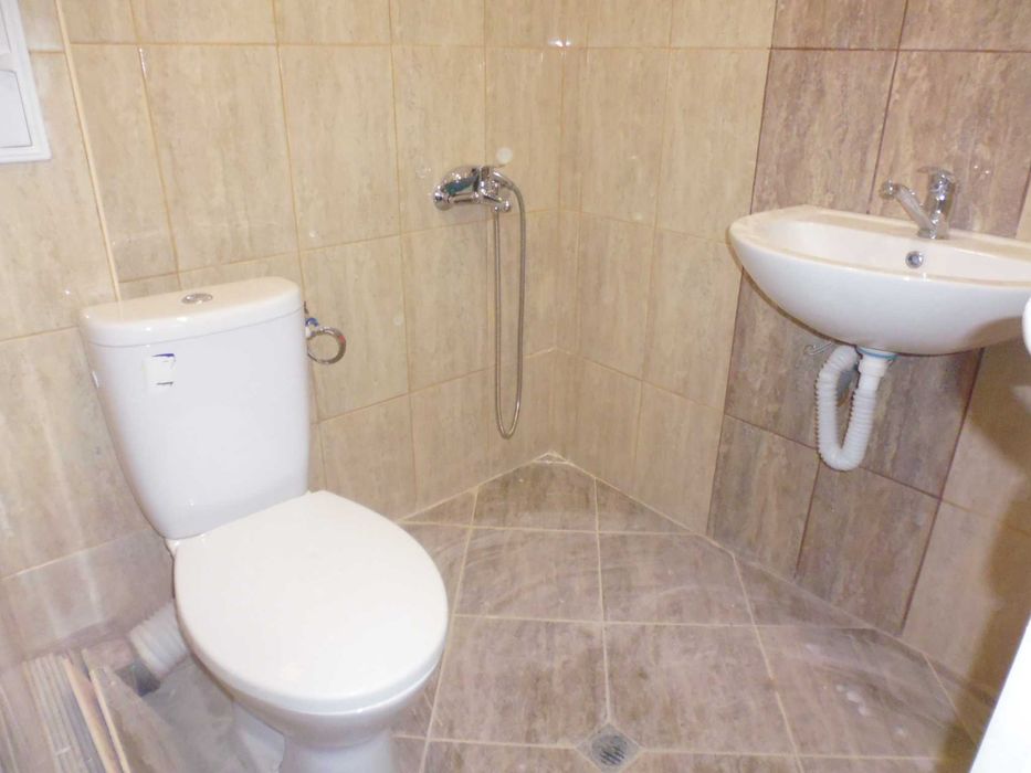 Магазин за отдаване под наем в ж.к. Люлин център, гр. София