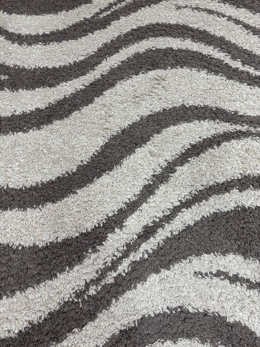 Продам ковер в отличном состоянии