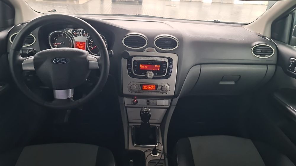 Ford Focus 2 facelift cu gpl de fabrica , sonorizare Sony Clima 2 zone