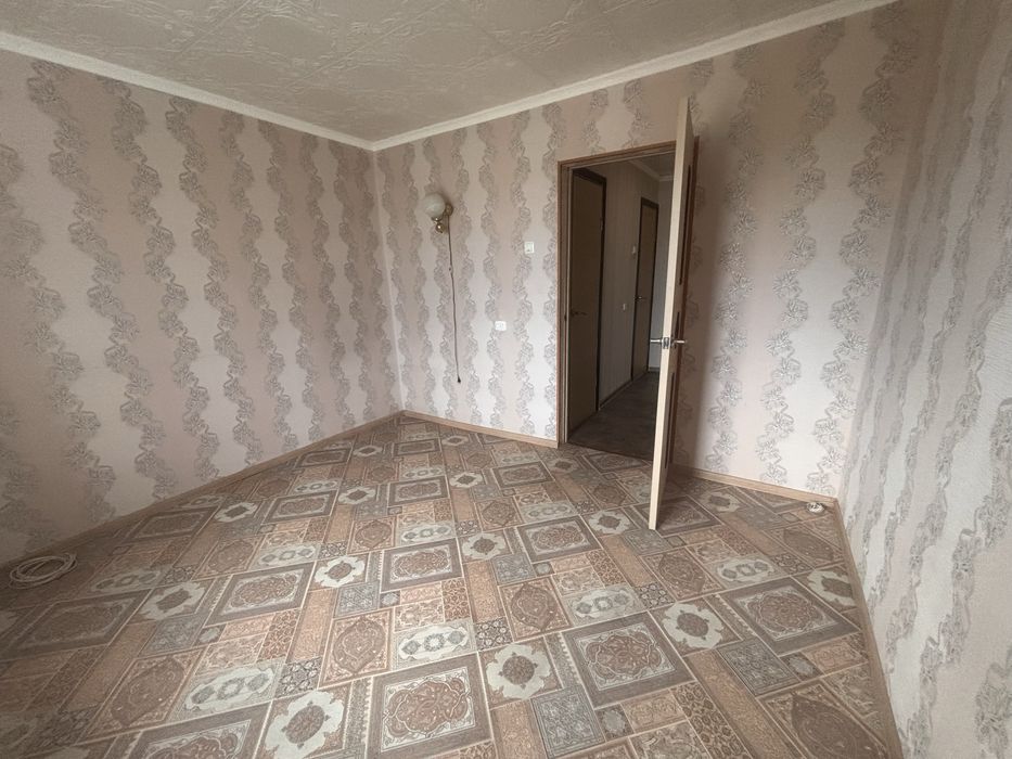 Продам 2 комн квартиру.Бэст