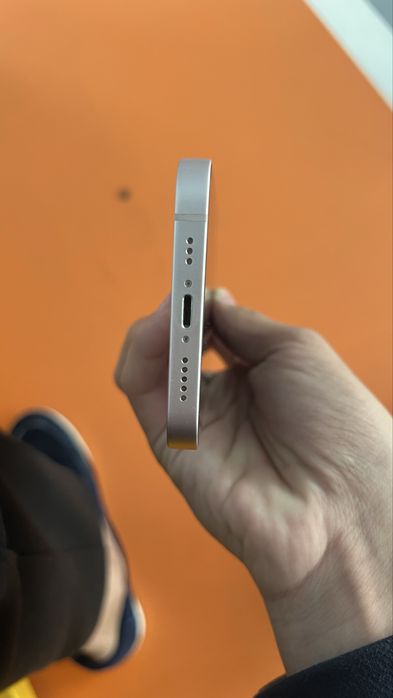 iphone 13 kafolat bor tel ochilmagan idial bita petno bor holos rang p