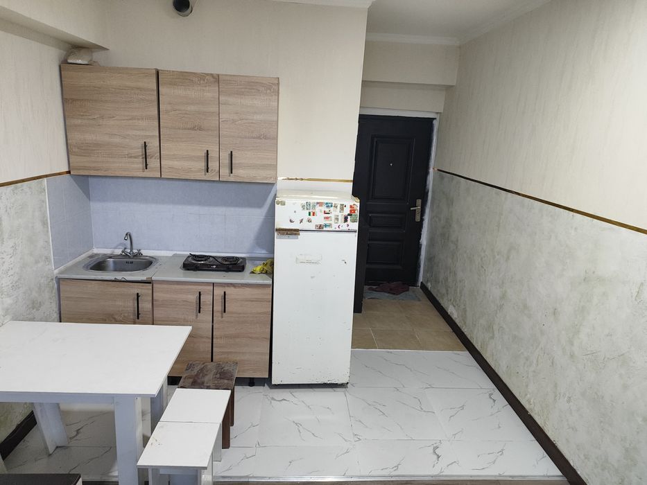 Квартира цокольный этаж