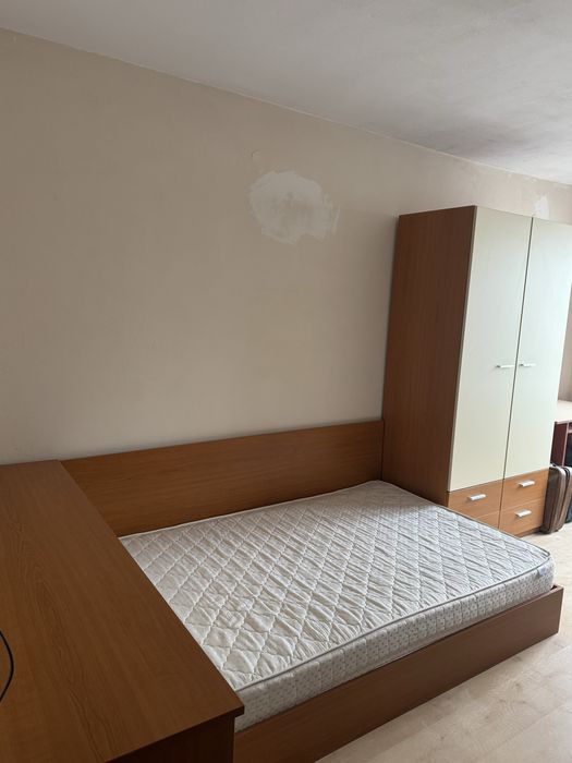 Продавам легло 120/190, гардероб, ракла