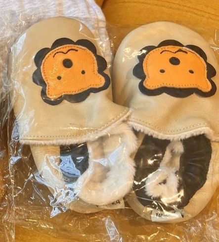 Нови кожени пантофки, буйки Waikiki и C&A