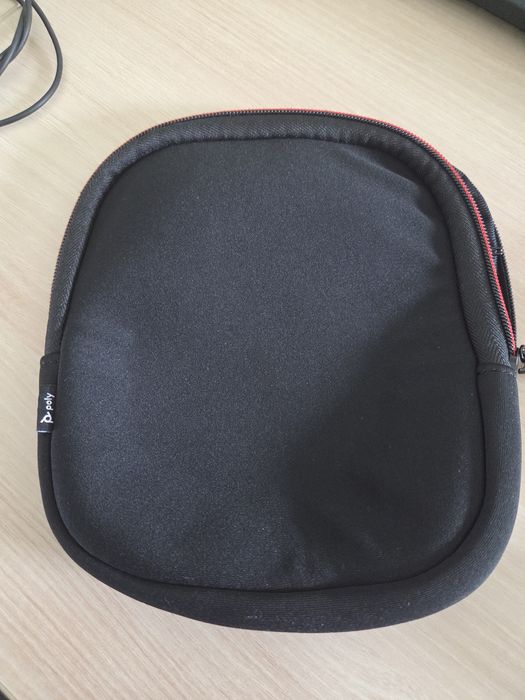 Poly Voyager Focus 2 - безжични слушалки