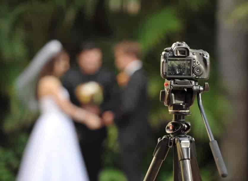 Biz sizga oʻz xizmatlarimizni taklif etamiz