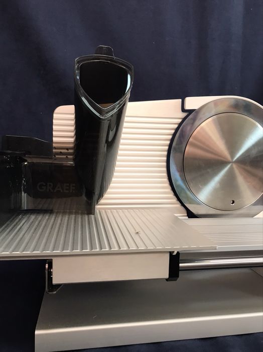 Уред за рязане ка колбаси Graef