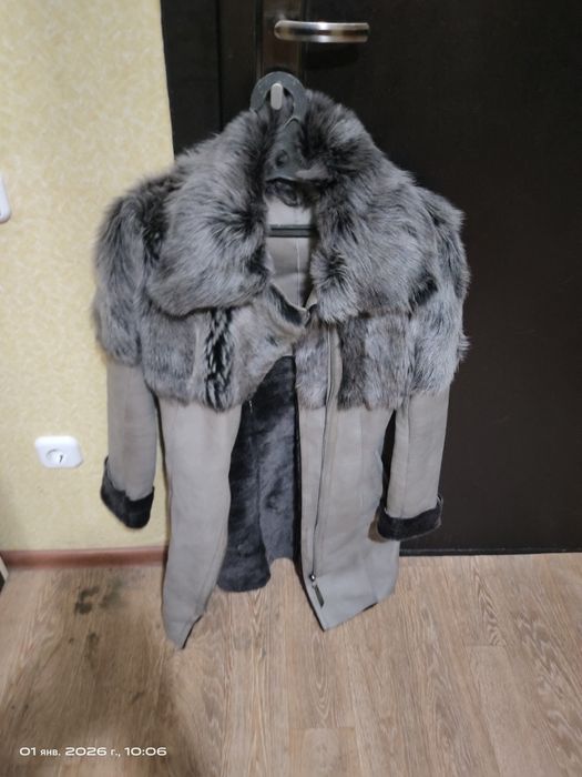 Продам женскую дубленку