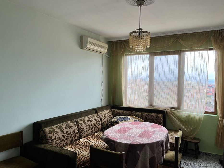 Продава се Тристаен апартамент в Карнобат - 72 кв.м за 1544 €/кв.м - Снимка #3