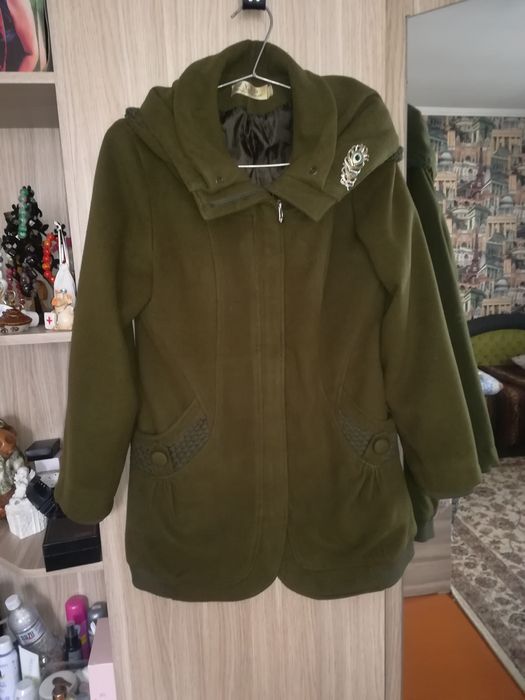 Демисезонное  пальто