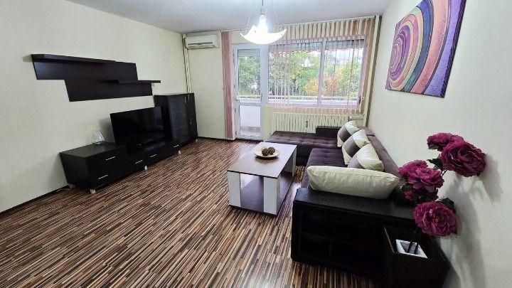 Дава се под наем Двустаен апартамент в Пловдив, Кършияка - 79 кв.м за 450 € - Снимка #1