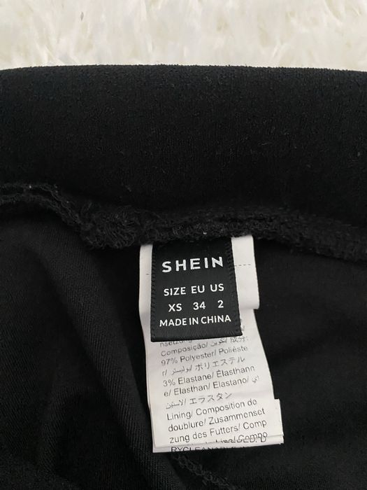 Pantaloni largi dama