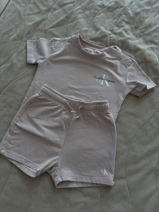 Бебешки комплект Calvin Klein