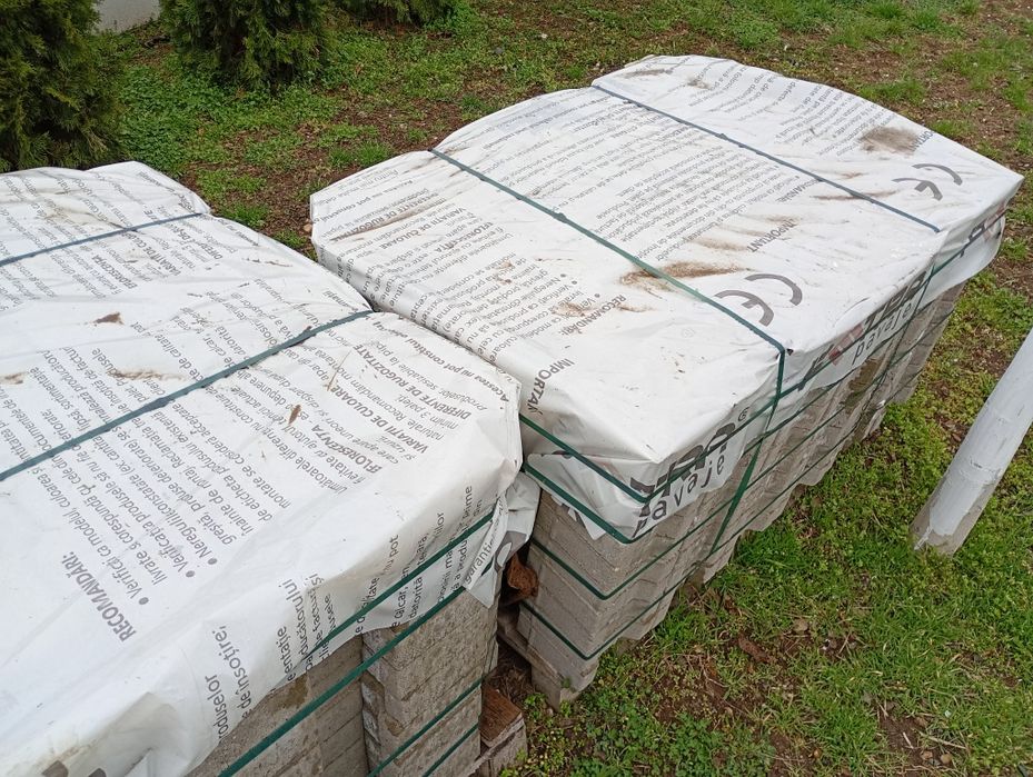 Vând pavele  grosime 6 cm