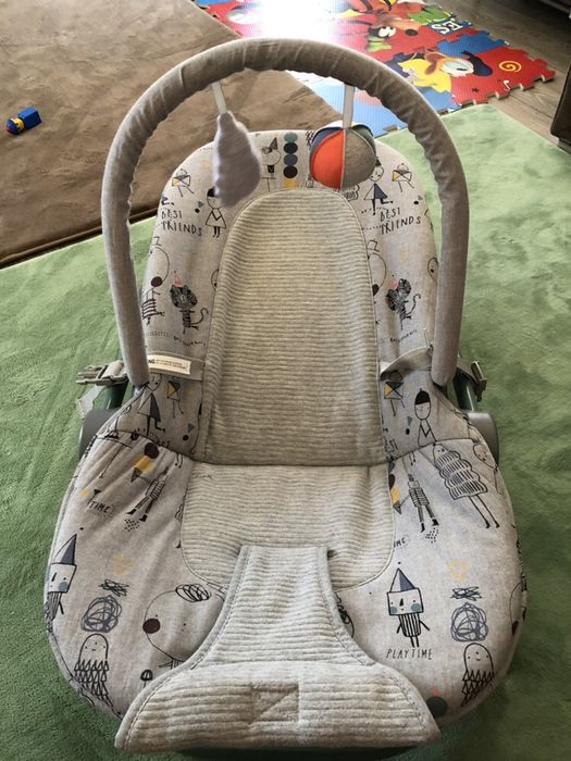 Сгъваем бебешки шезлонг тип  люлка