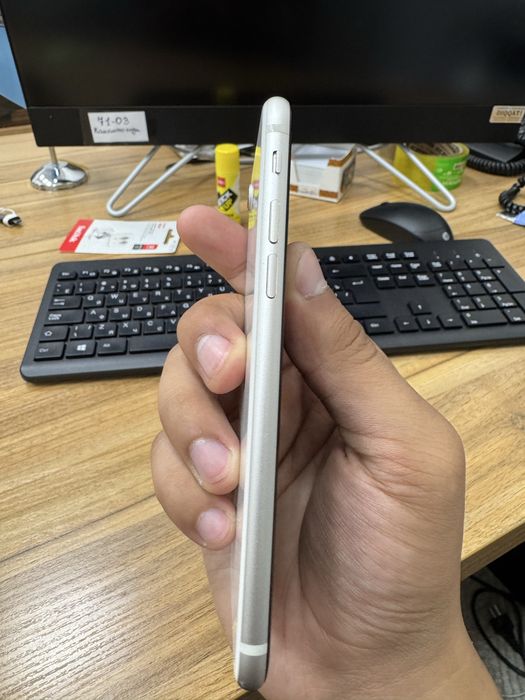 iPhone Se3 86% White