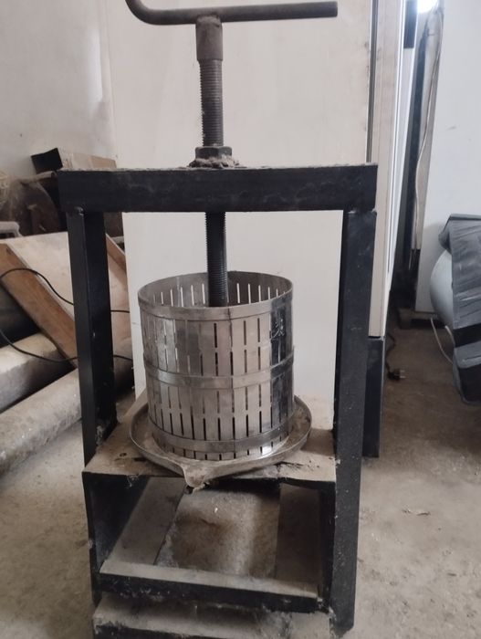 Анор скадиган аппарат сотилад