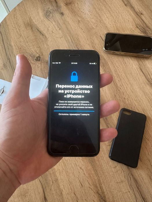 Продам айфон 7 32г