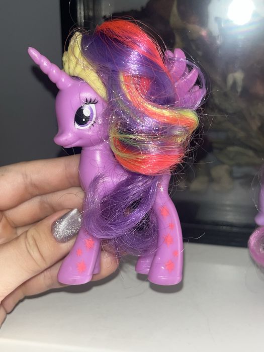 Принцесса Искорка Пони