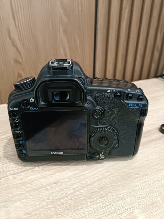 Canon 5d Mark II + 55-200mm Ultrasonic