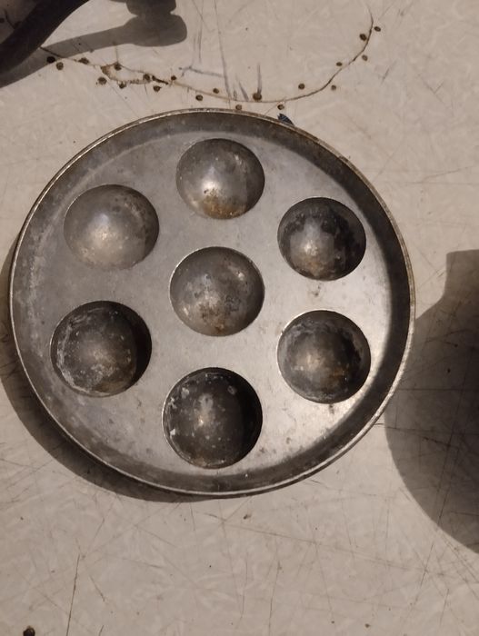 Пельменницу продам