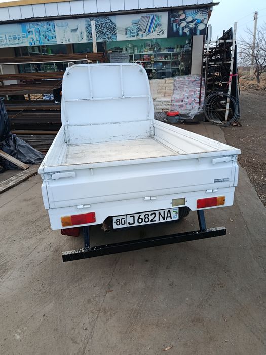 Дамас лабо сотилади