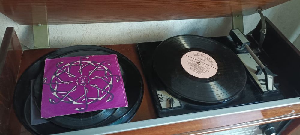 Патефон граммофон