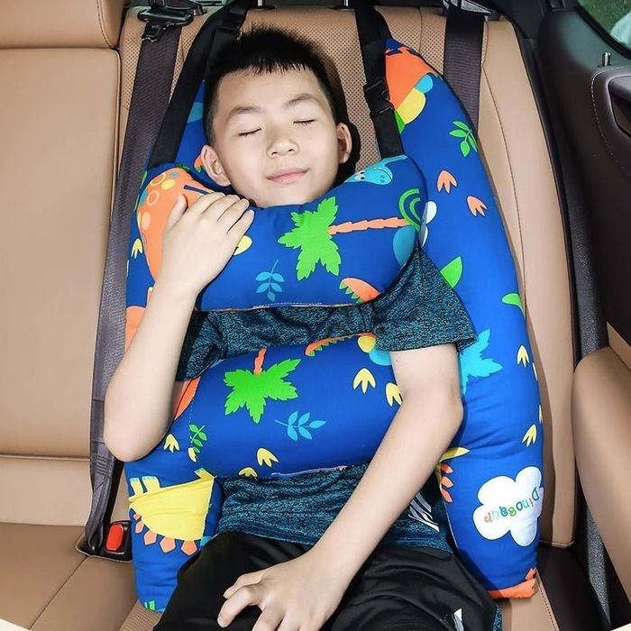 Для защиты детей в машине