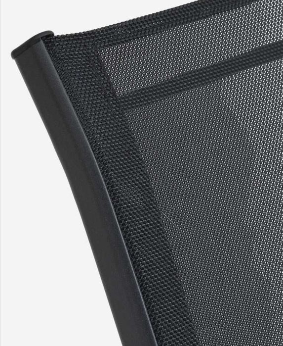 Градински комплект два стола и стъклена маса