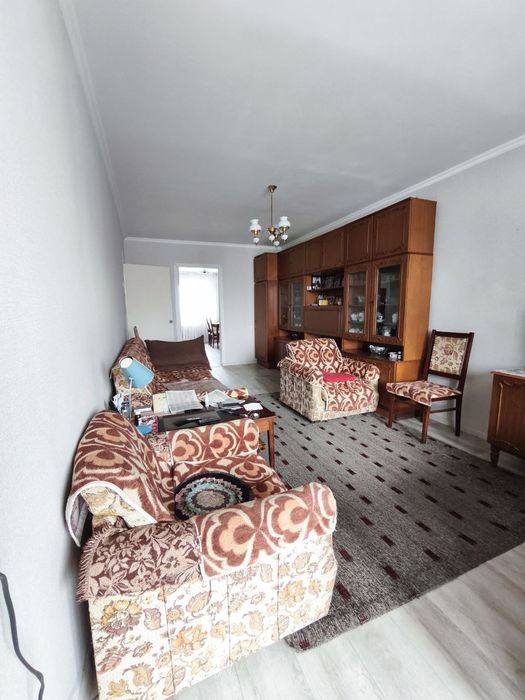 Продаю свою 4х комнатную квартиру, возле университета дипломатии