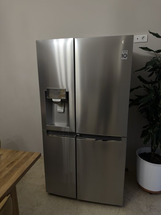 Frigider Side by side LG GSS6676SC No Frost