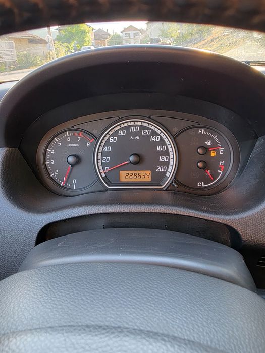 Suzuki Swift 1.3i 4x4
