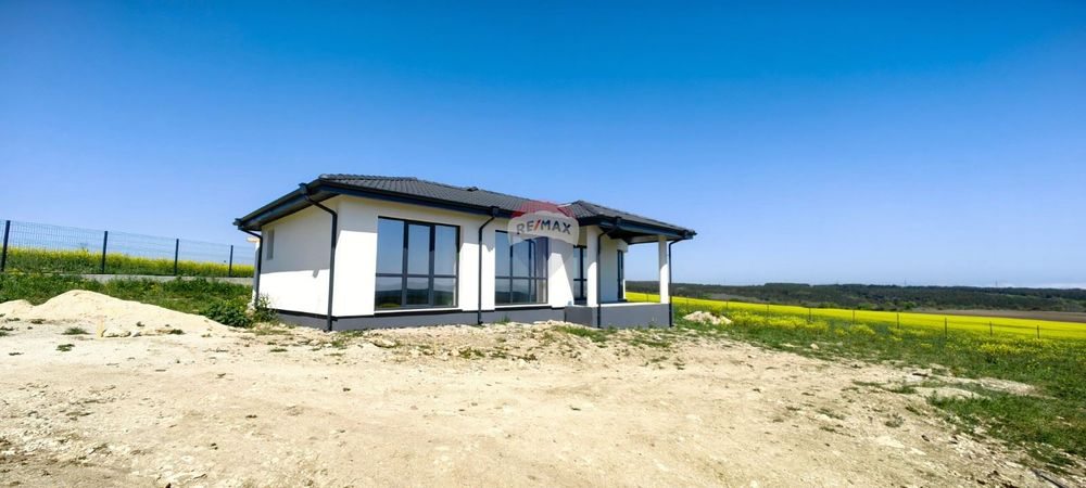 Продава се Къща в с. Кичево, Област Варна - 162 кв.м за 815 €/кв.м - Снимка #1