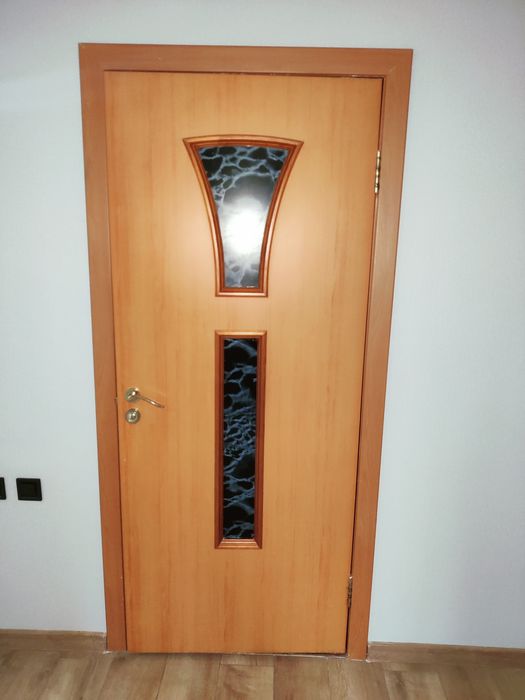 Продам межкомнатные двери