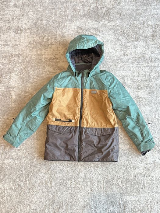 Vând costum de iarna ski pentru copii marca Lego