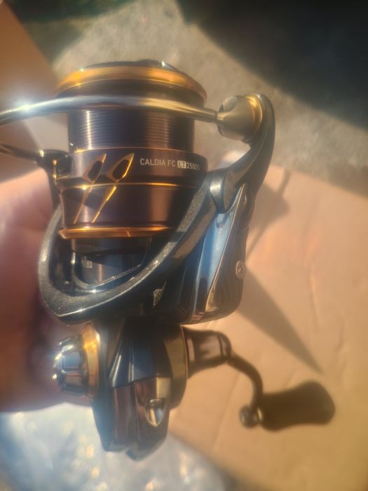 Спининг макара Daiwa Caldia FC 2500 LT