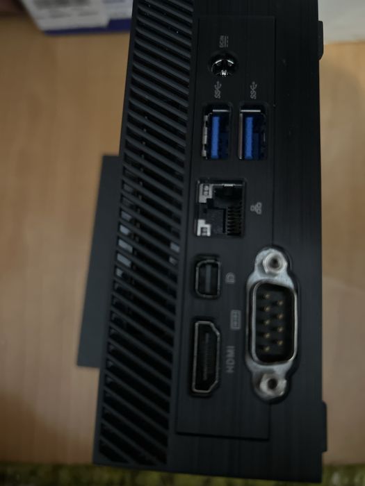 ASUS мини-компьютер