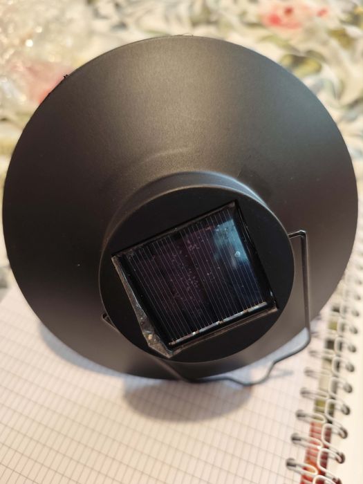 Висяща външна  соларна LED лампа