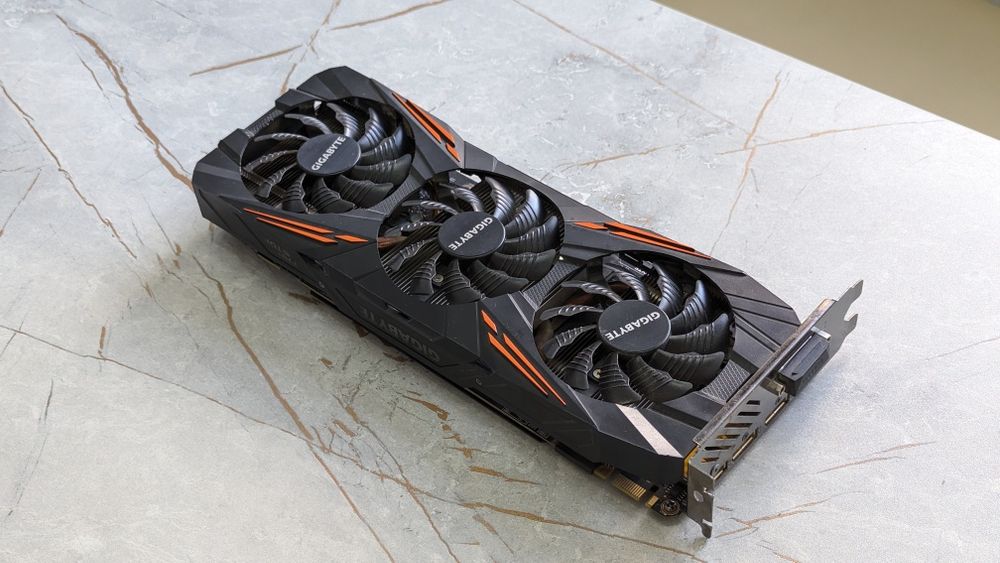 Видеокарта Gigabyte 1070 8 gb