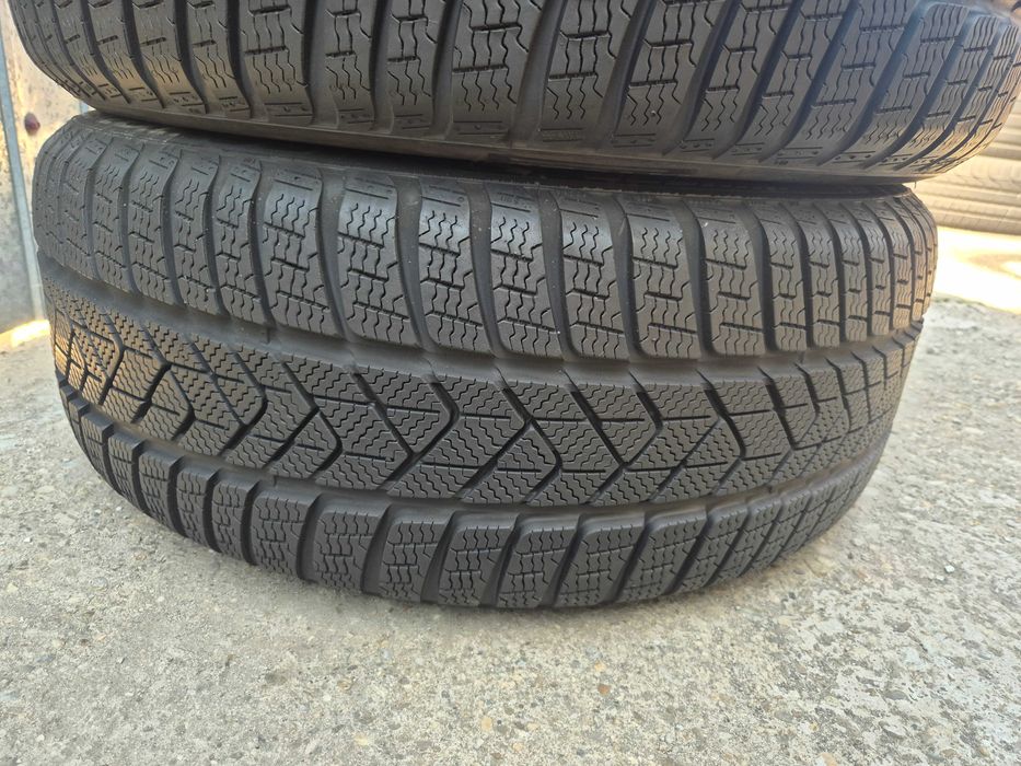 4 Anvelope de IARNA - 245/40/19 98V - PIRELLI Sottozero - NOI - RFT RUN-FLAT - DOT 2016 !