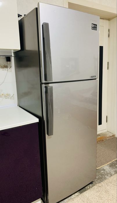 Xaladilnik SAMSUNG sotiladi