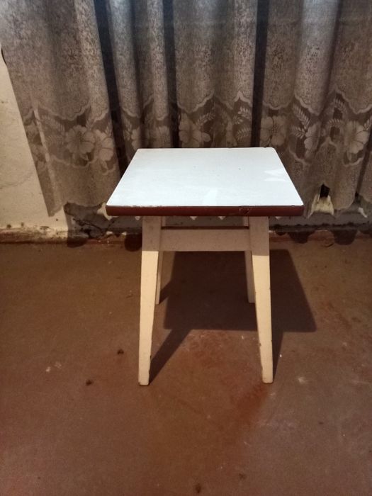 Продам табурет советский