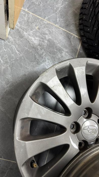 Продам диски R16 на subaru разболтовка 5*100